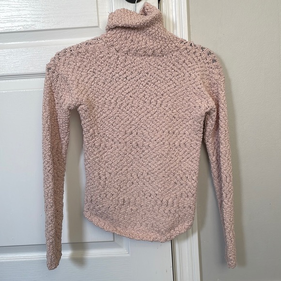 H&M Turtleneck - Picture 2 of 4